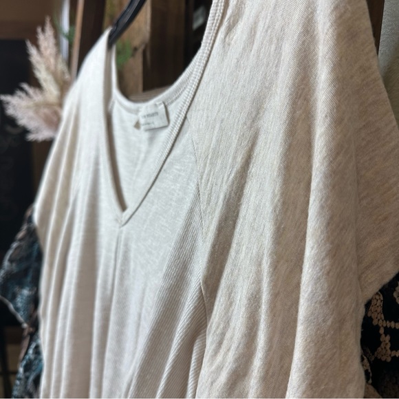 Saints and Hearts Flutter Sleeve Mixed Knit Animal print detail Beige Sz Large - Picture 4 of 10